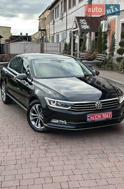 Volkswagen Passat  2016
