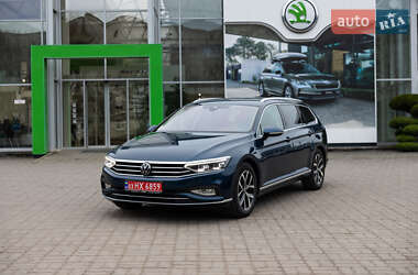 Volkswagen Passat  2021