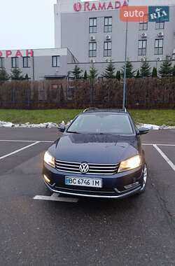 Volkswagen Passat  2012
