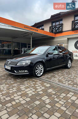 Volkswagen Passat 2011