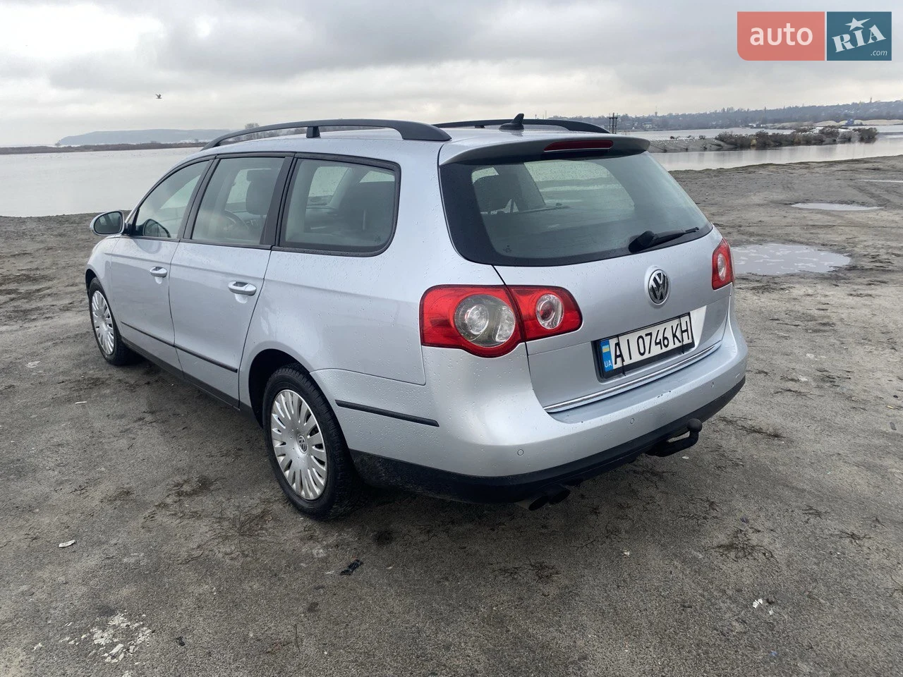 2010 Volkswagen Passat - мініатюра 3