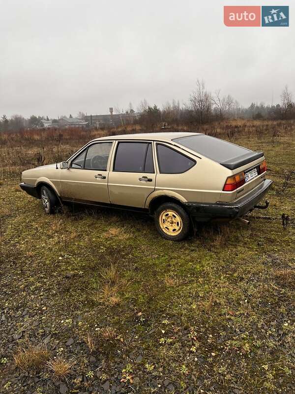 Хетчбек Volkswagen Passat