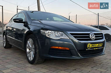 Volkswagen Passat  2011