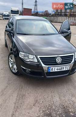 Volkswagen Passat  2010