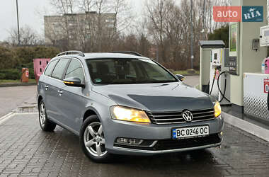 Volkswagen Passat  2011