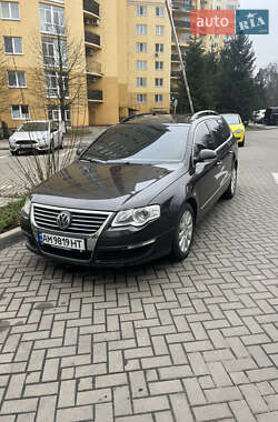 Volkswagen Passat 2010