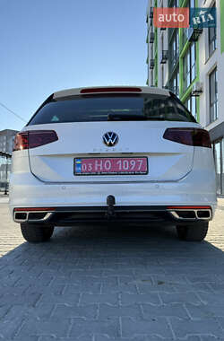 Volkswagen Passat  2022