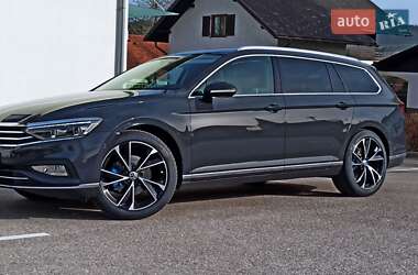 Volkswagen Passat  2021