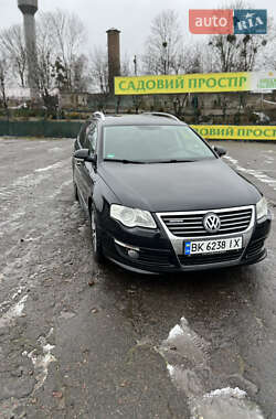 Volkswagen Passat  2010