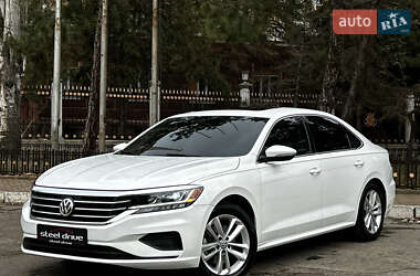 Volkswagen Passat 2021