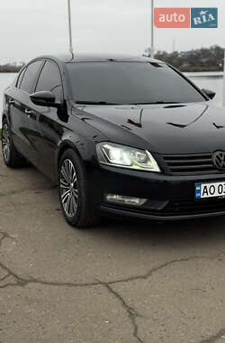 Volkswagen Passat  2011