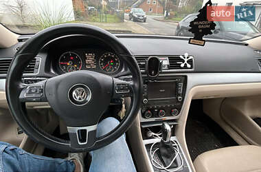Volkswagen Passat  2013