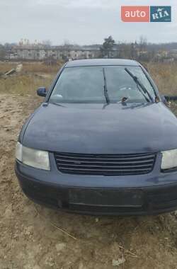 Volkswagen Passat 1999