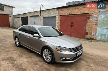 Volkswagen Passat  2011