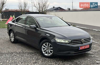 Volkswagen Passat 2020