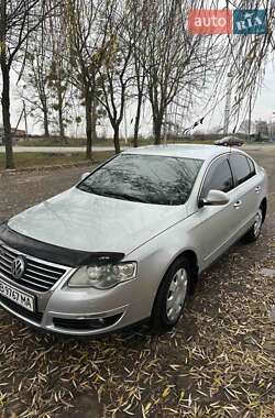 Volkswagen Passat  2006