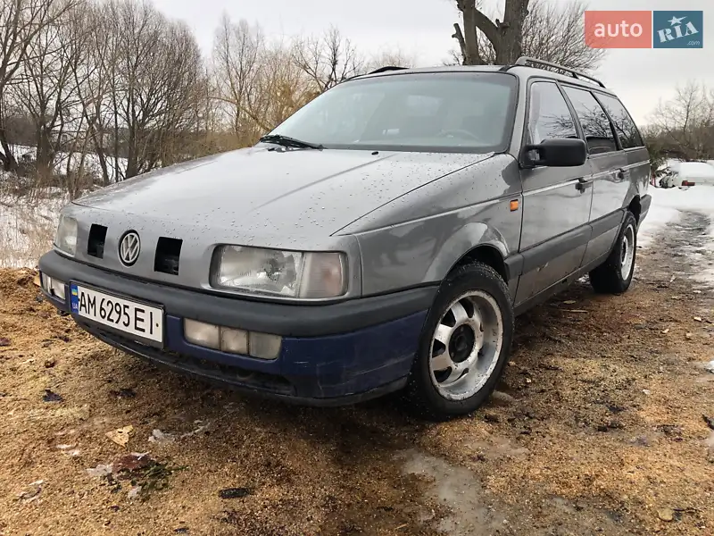 Volkswagen Passat 1993