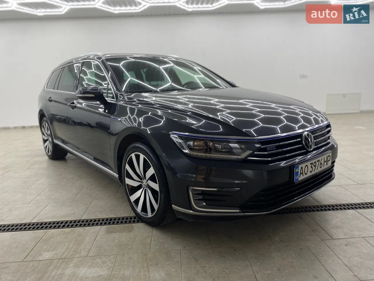 2017 Volkswagen Passat - фото 1