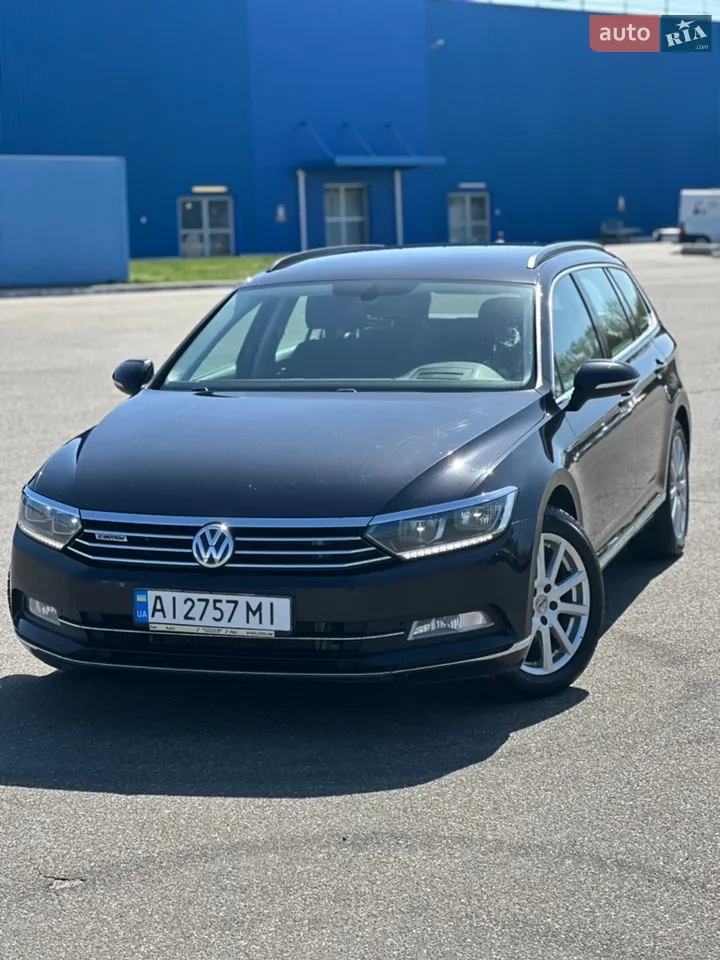 2017 Volkswagen Passat - мініатюра 2