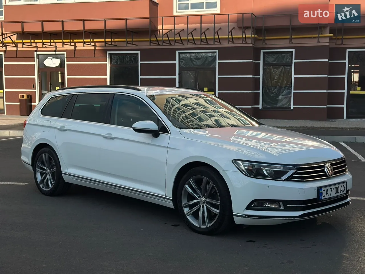 2017 Volkswagen Passat - фото 1