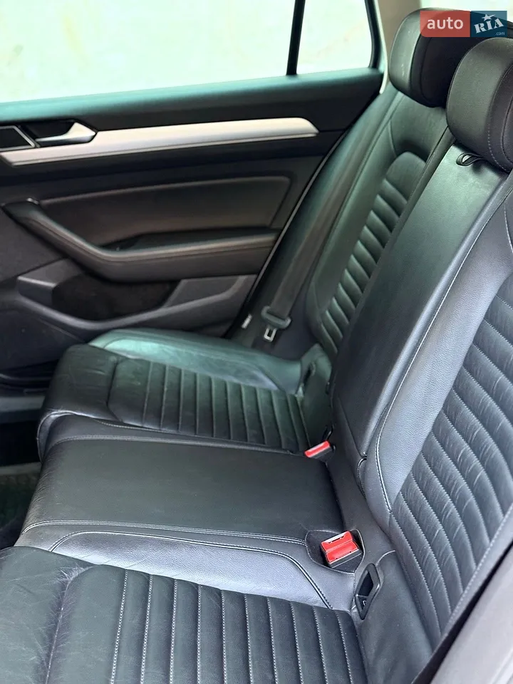 2019 Volkswagen Passat - мініатюра 4