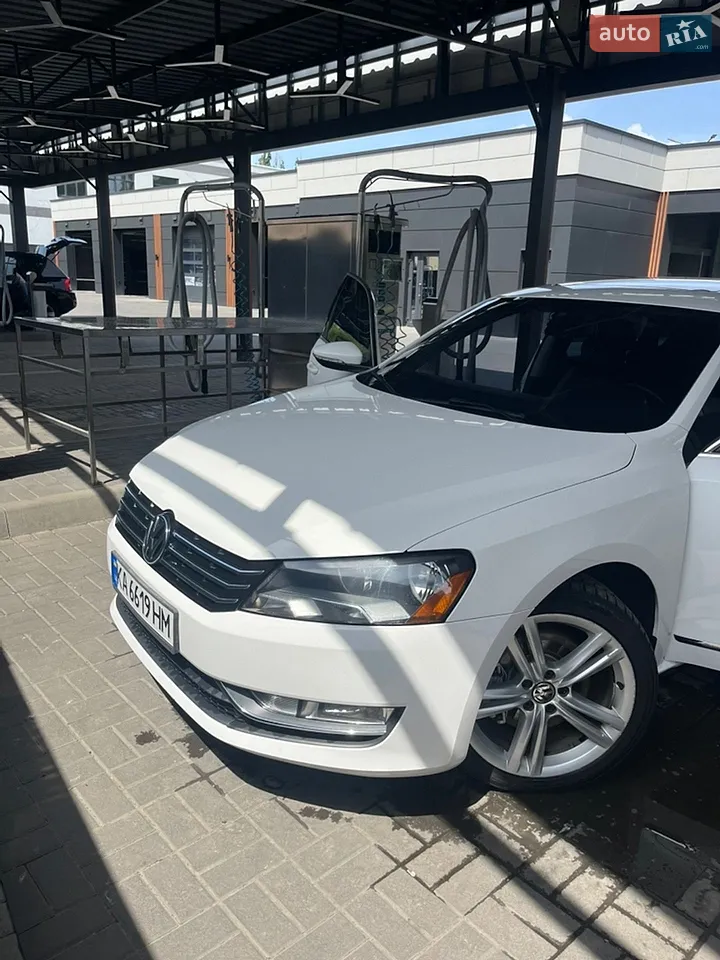 2014 Volkswagen Passat - фото 1