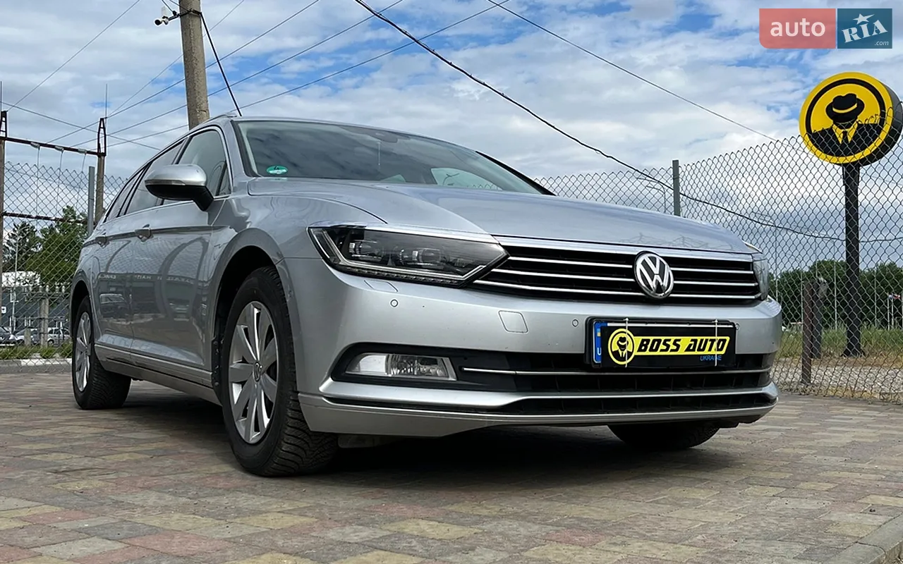 2017 Volkswagen Passat - фото 1