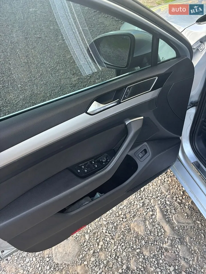 2016 Volkswagen Passat - мініатюра 5