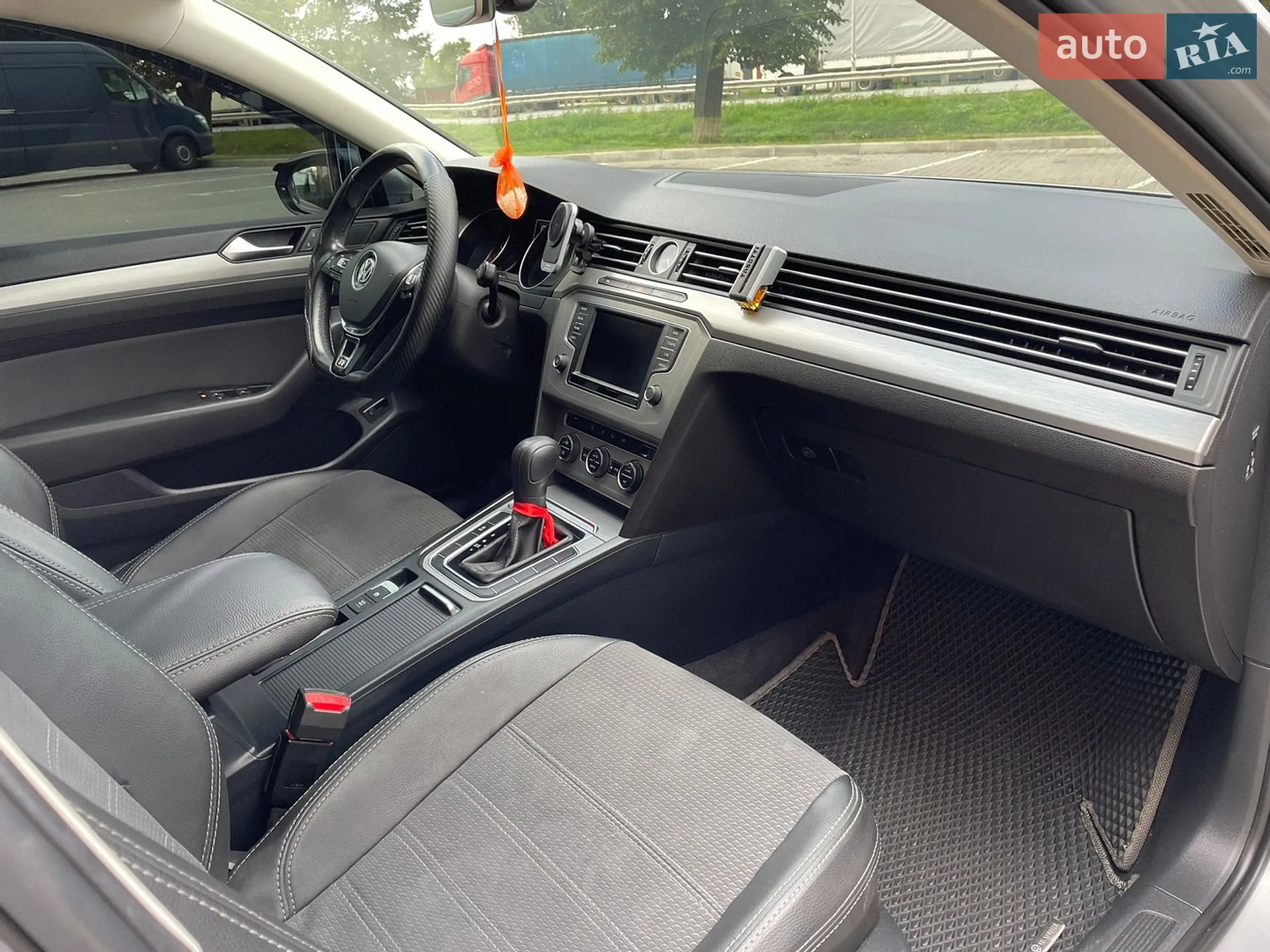 Volkswagen Passat 2014 VIN WVWZZZ3CZFE419834 фото оголошення 23 з 29