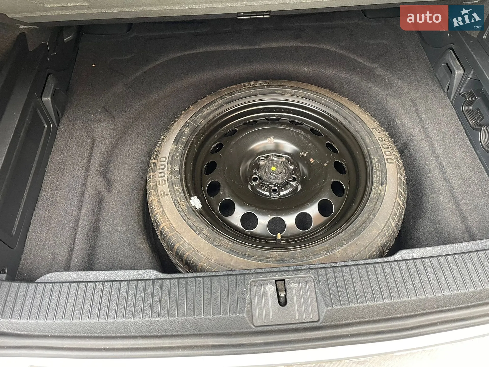 Volkswagen Passat 2014 VIN WVWZZZ3CZFE419834 фото оголошення 27 з 29