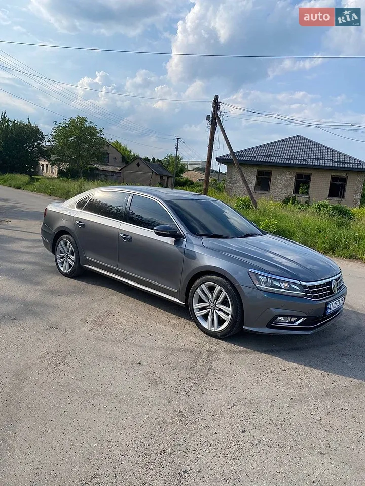 2017 Volkswagen Passat - мініатюра 3