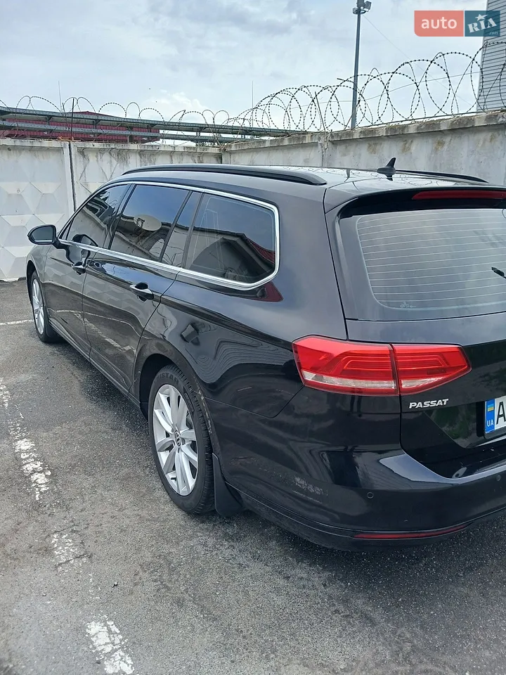 2015 Volkswagen Passat - мініатюра 5