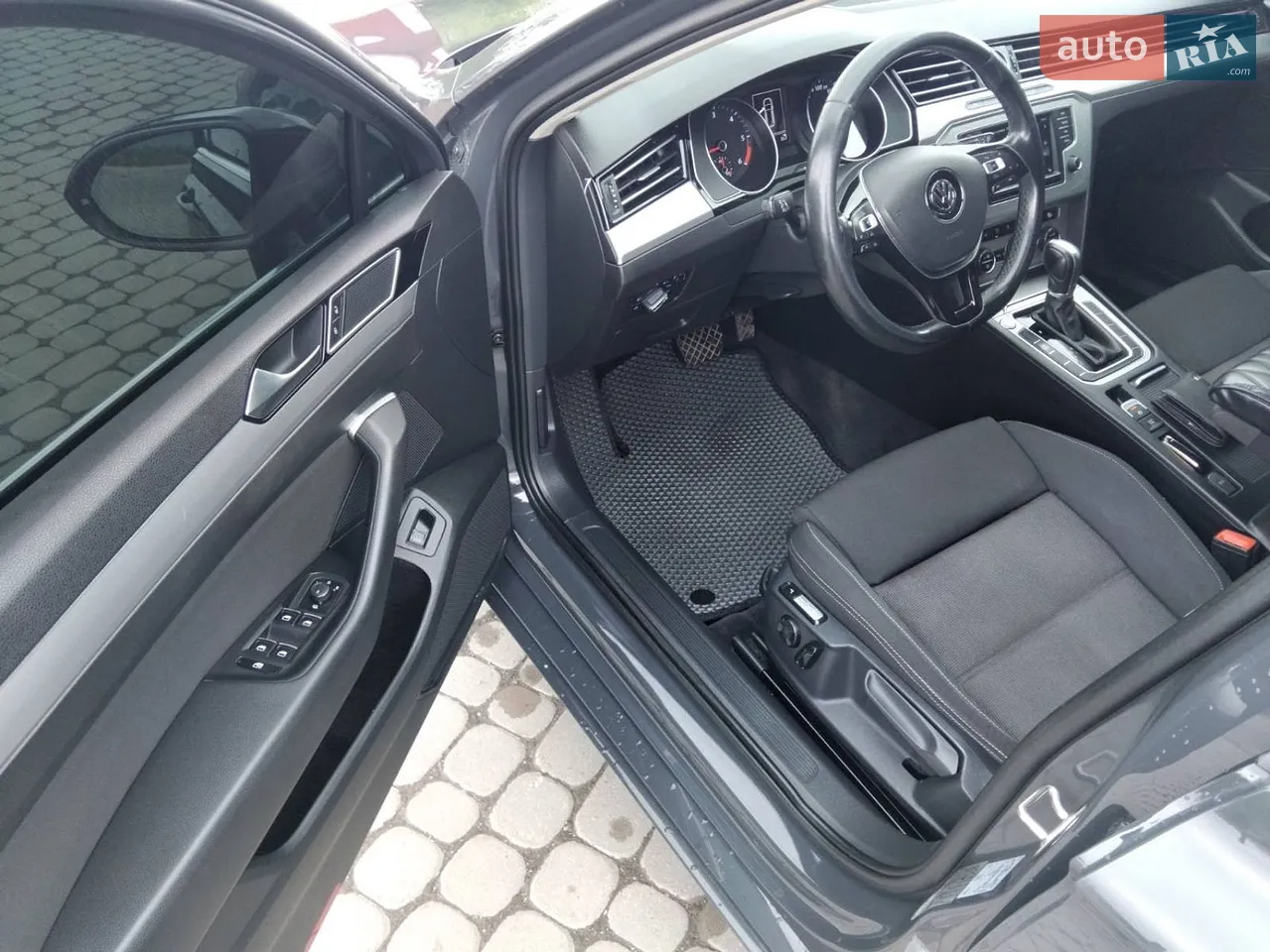2016 Volkswagen Passat - мініатюра 5