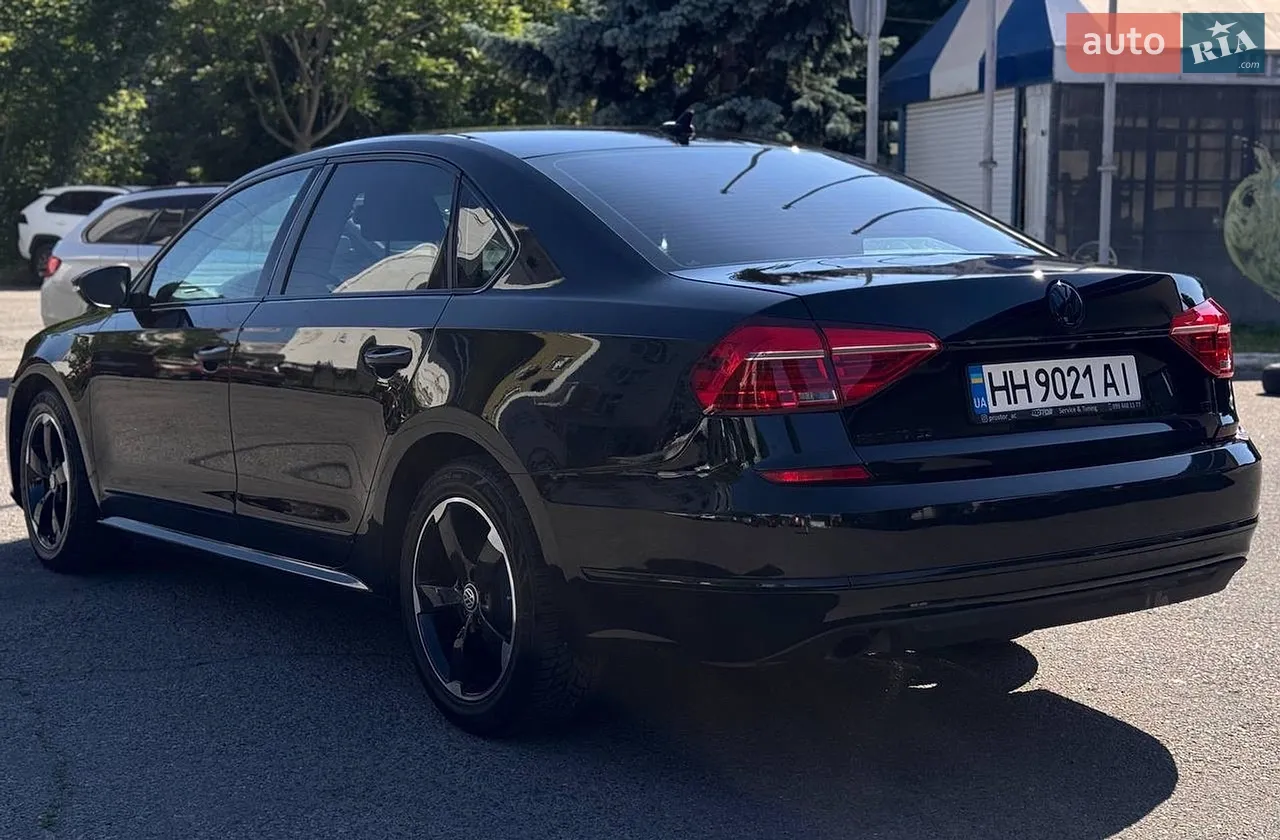 2016 Volkswagen Passat - мініатюра 4