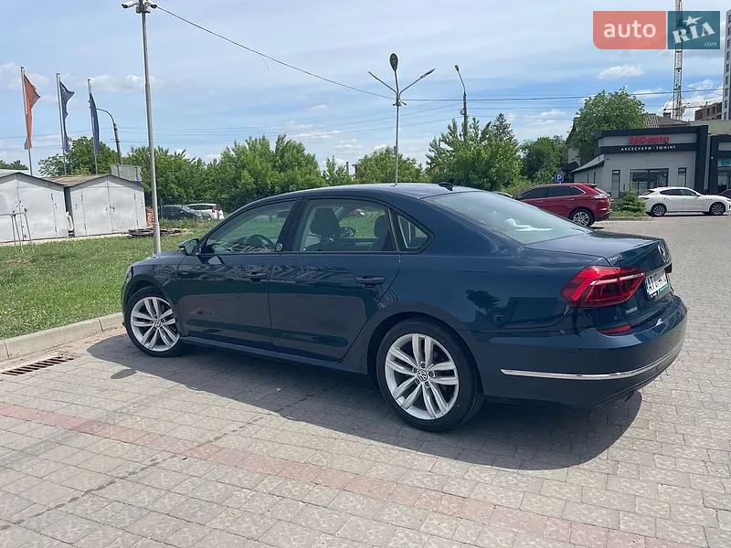 Volkswagen Passat