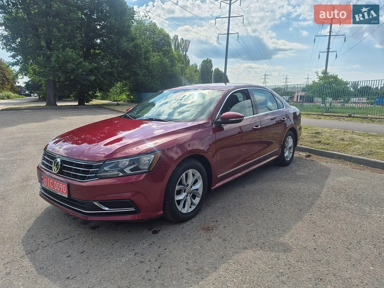 2017 Volkswagen Passat - фото 1