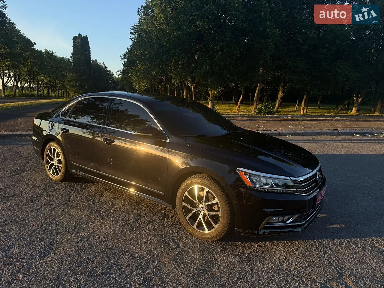 2018 Volkswagen Passat - мініатюра 2