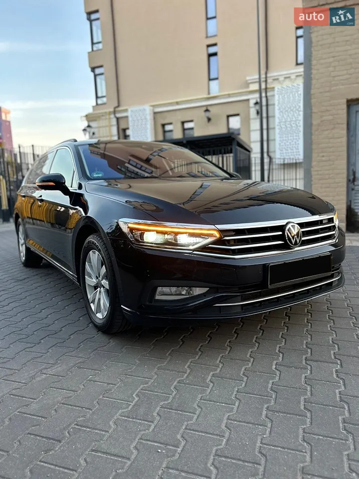 2022 Volkswagen Passat - мініатюра 2