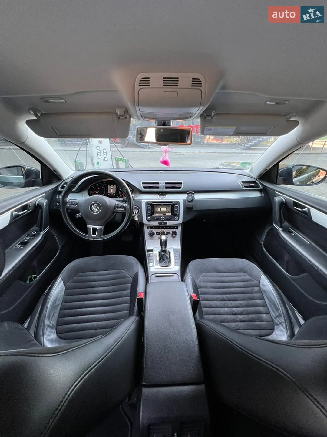 Volkswagen Passat 2011 VIN WVWZZZ3CZCE100928 фото оголошення 19 з 47