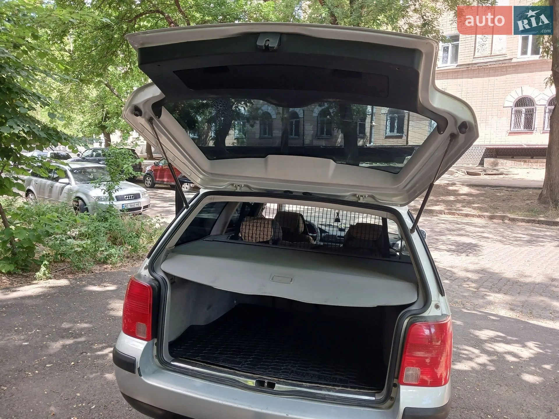 Volkswagen Passat 2000 VIN WVWZZZ3BZYE285746 фото оголошення 14 з 18