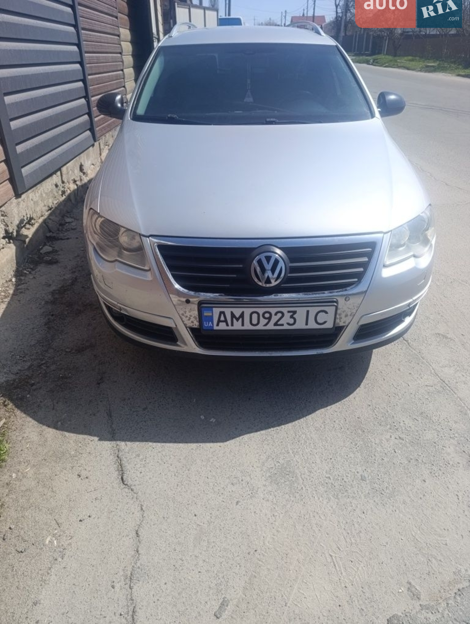 2010 Volkswagen Passat - фото 1