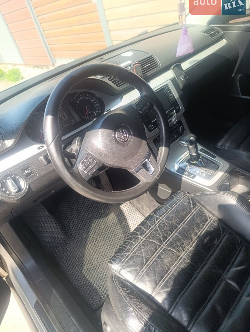 2010 Volkswagen Passat - мініатюра 5