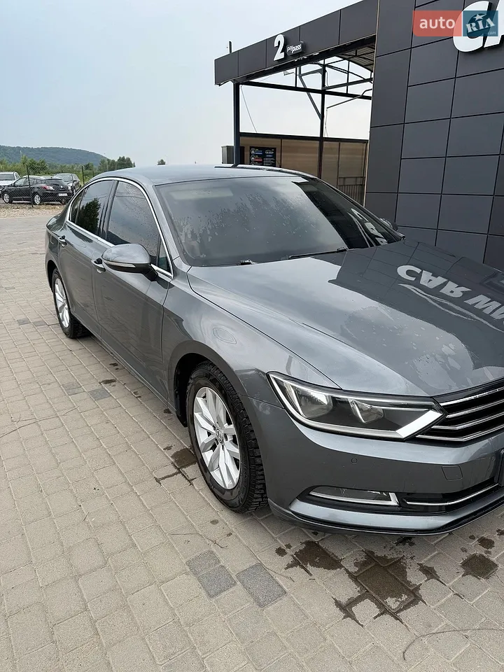 2015 Volkswagen Passat - мініатюра 2