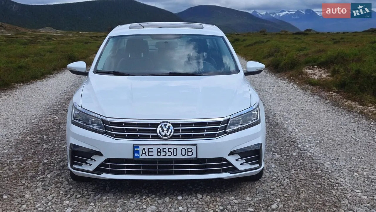 2015 Volkswagen Passat - мініатюра 2