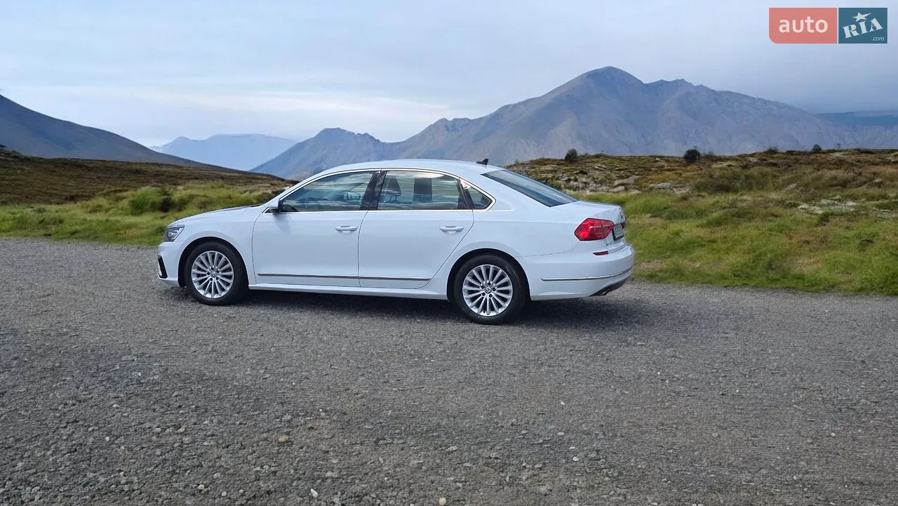 2015 Volkswagen Passat - мініатюра 5