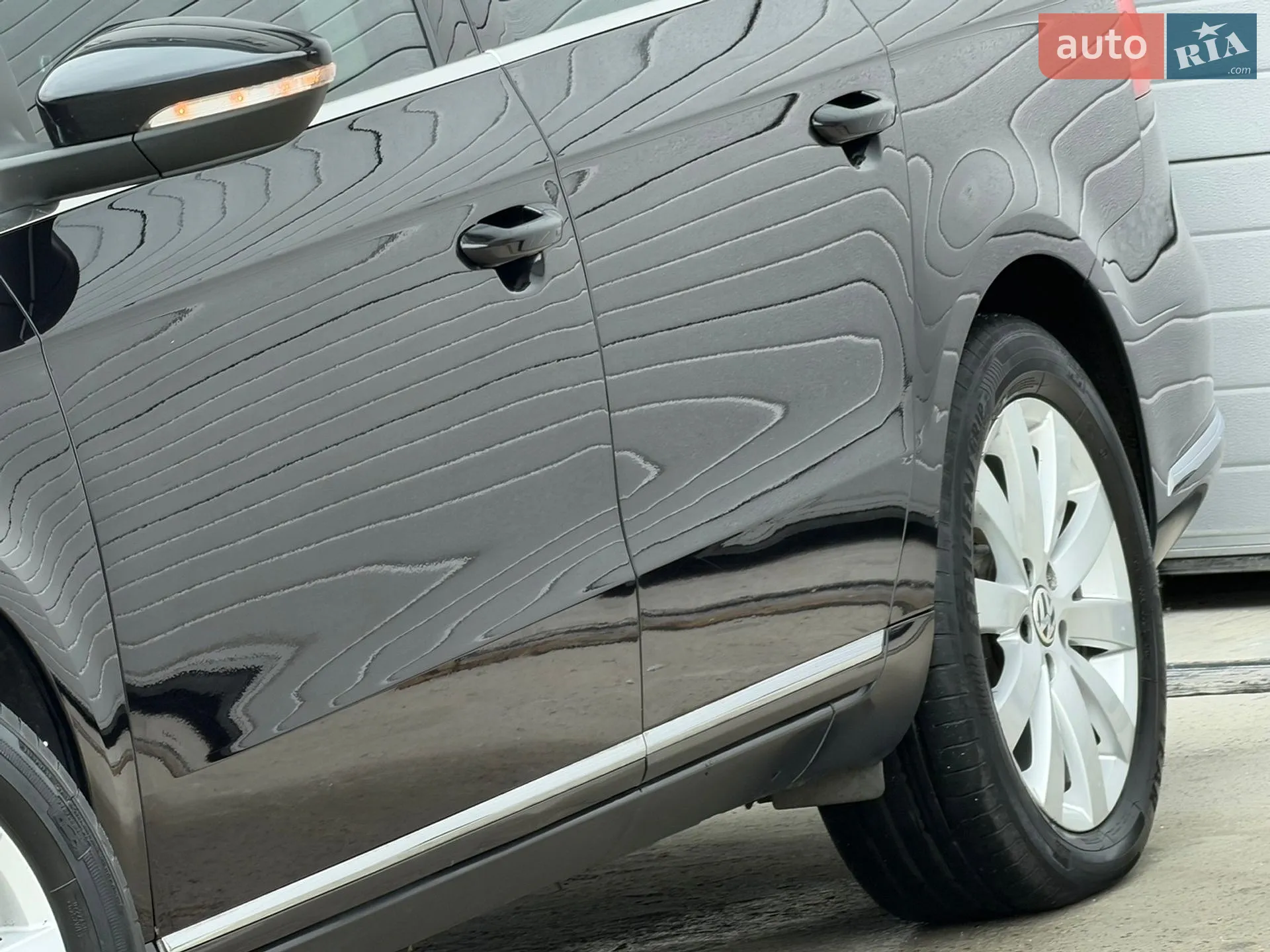 Volkswagen Passat 2013 VIN WVWZZZ3CZEE077098 фото оголошення 9 з 73