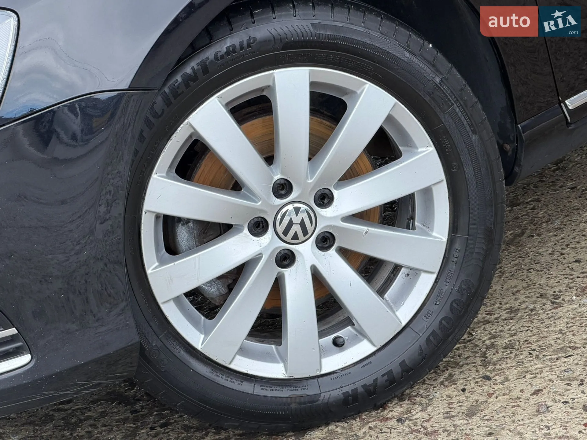 Volkswagen Passat 2013 VIN WVWZZZ3CZEE077098 фото оголошення 12 з 73