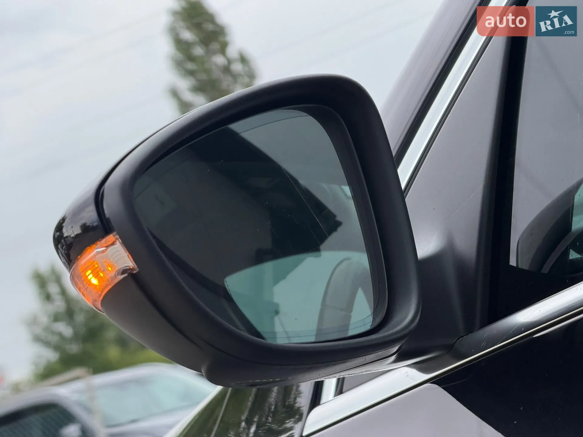 Volkswagen Passat 2013 VIN WVWZZZ3CZEE077098 фото оголошення 13 з 73