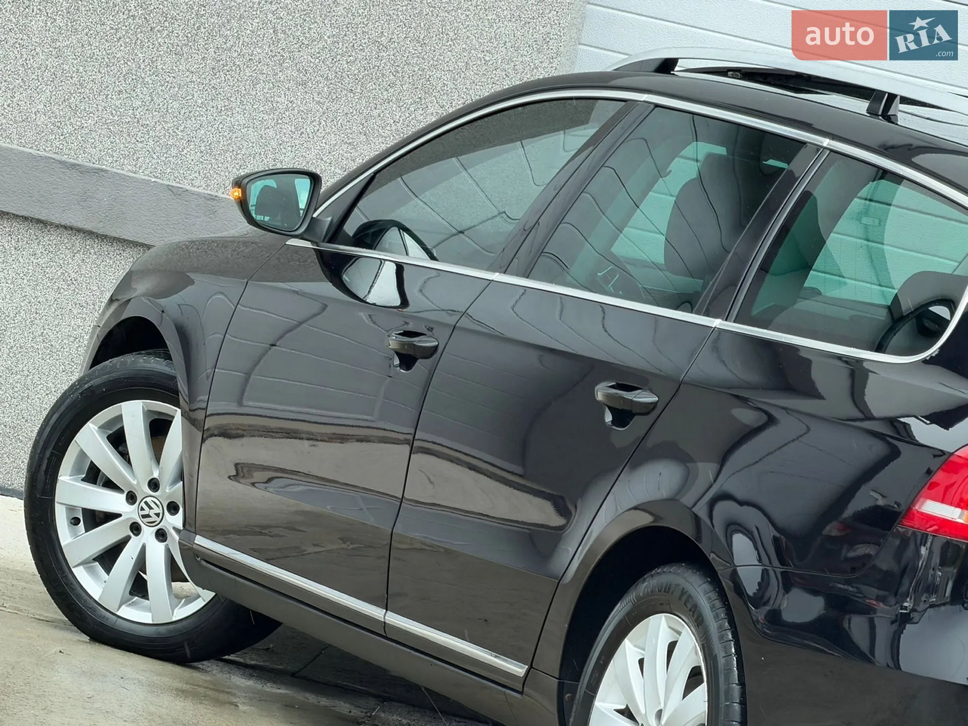 Volkswagen Passat 2013 VIN WVWZZZ3CZEE077098 фото оголошення 30 з 73