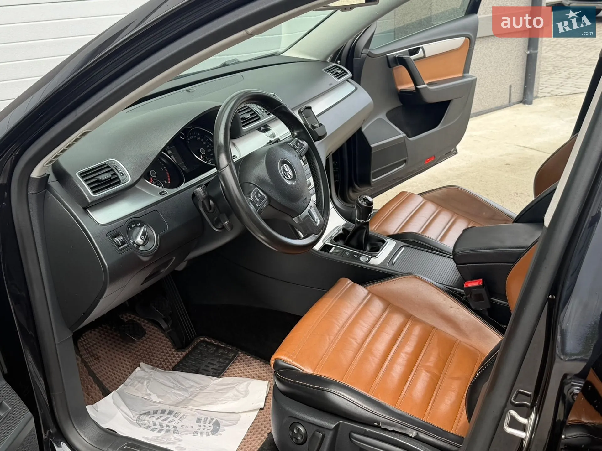 Volkswagen Passat 2013 VIN WVWZZZ3CZEE077098 фото оголошення 42 з 73